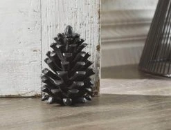 Morgan & Finch Door Stopper Pinecone