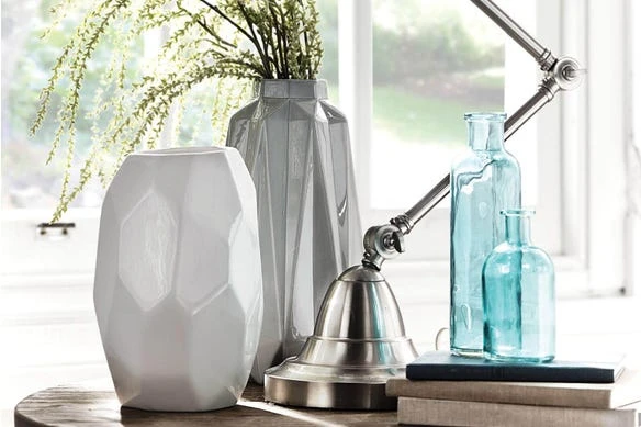 Morgan & Finch Prism Vase 4 Morgan & Finch Prism Vase - Image 2