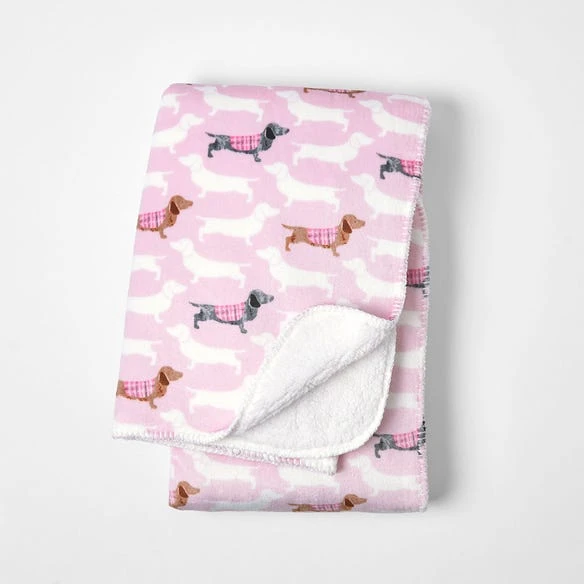 Morgan & Finch Dachsie Sherpa Throw 3 Morgan & Finch Dachsie Sherpa Throw