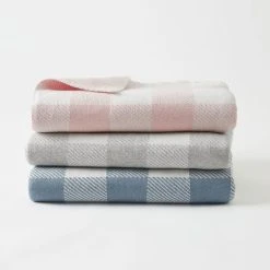 Morgan & Finch Gingham Kids Throw - Pale Pink/Ivory