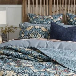 Morris & Co Strawberry Thief Bed Spread -Morgan & Finch Shop 21709901 V03 1