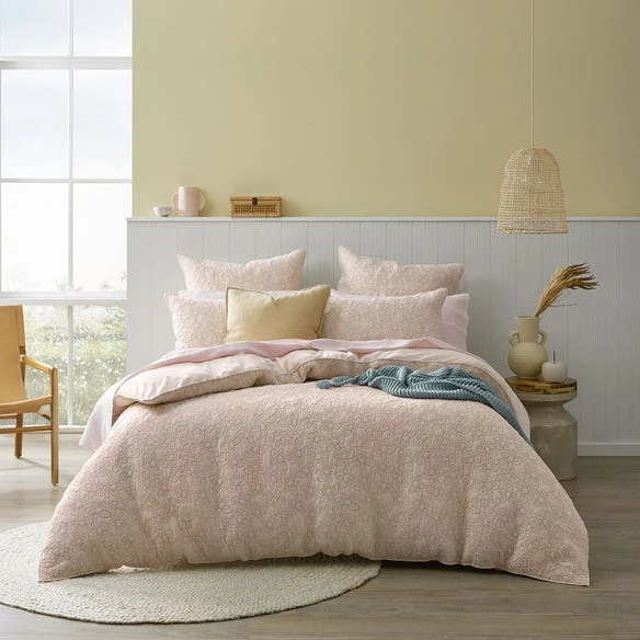 Morgan & Finch Daisy Quilt Cover 10 Morgan & Finch Daisy Quilt Cover - Image 8