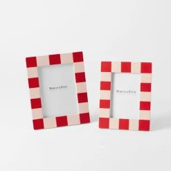 Morgan & Finch Grant Photo Frames - Red/Pink -Morgan & Finch Shop 22094002 v01 1 1