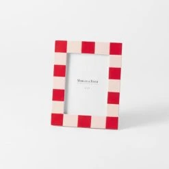 Morgan & Finch Grant Photo Frames - Red/Pink
