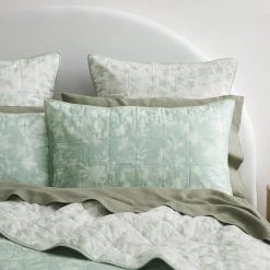 Morgan & Finch Ella Bedspread -Morgan & Finch Shop 22231701 p 1