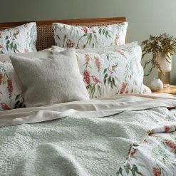 Morgan & Finch Bushland Bedspread -Morgan & Finch Shop 22232101 v03 1