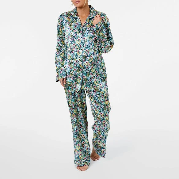 Morgan & Finch Mayfield Satin Pyjamas 5 Morgan & Finch Mayfield Satin Pyjamas - Image 3