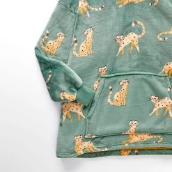 Morgan & Finch Cheetah Hooded Sherpa Blanket