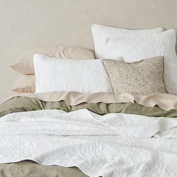 Cotton House Somerton Bedspread 5 Cotton House Somerton Bedspread - Image 3