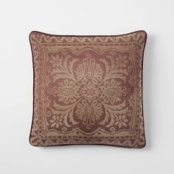 Morgan & Finch Maple Cushion - Red