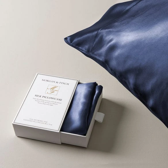 Morgan & Finch Silk Pillowcase - Navy 4 Morgan & Finch Silk Pillowcase - Navy - Image 2