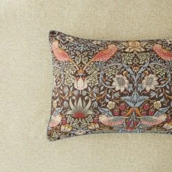 Morris & Co Strawberry Thief Quilt Cover - Chocolate