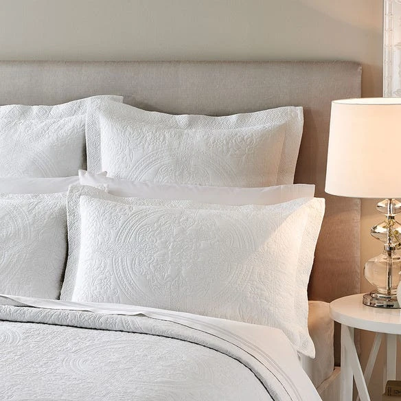 Morgan & Finch Artemida Bedspread - White 4 Morgan & Finch Artemida Bedspread - White - Image 2