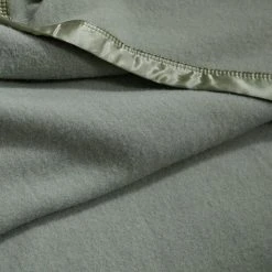 Morgan & Finch Cooper Woollen Blanket - Sage