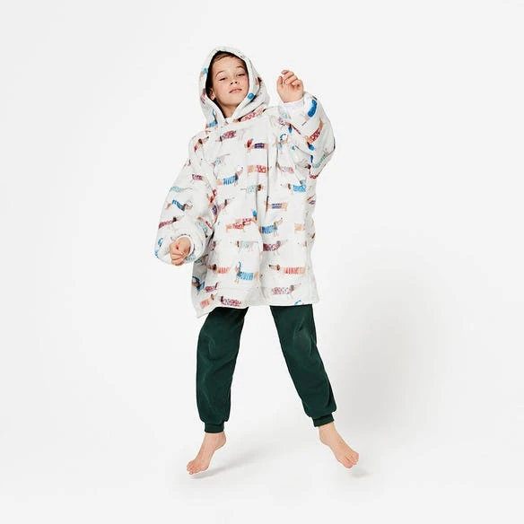 Morgan & Finch Dash Kids Hooded Sherpa Blanket 3 Morgan & Finch Dash Kids Hooded Sherpa Blanket