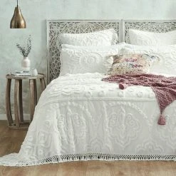 Morgan & Finch Eadie Bedspread - White -Morgan & Finch Shop M F Eadie BS 5