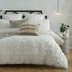 Morgan & Finch Farrah Quilt Cover