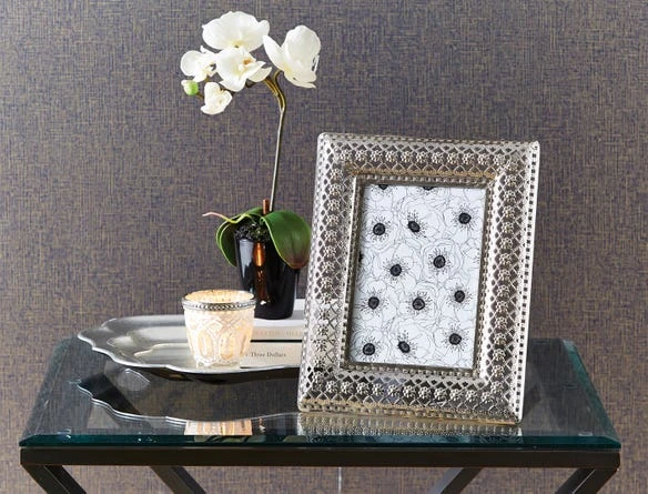 Morgan & Finch Filigree 5x7 Frame - Silver 3 Morgan & Finch Filigree 5x7 Frame - Silver