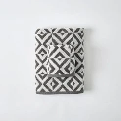 Morgan & Finch Hampton Towel - Charcoal Ivory 9 Morgan & Finch Hampton Towel - Charcoal Ivory -Morgan & Finch Shop M F Hampton Towels Charcoal Ivory 198678 R 1