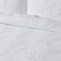 Morgan & Finch Isabeau Quilt Cover 12 Morgan & Finch Isabeau Quilt Cover -Morgan & Finch Shop M F Isabeau Detail 1 4