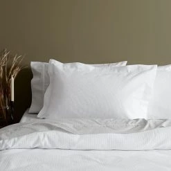 Morgan & Finch Metro Quilt Cover - White