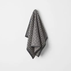 Morgan & Finch Owen Towel - Diamond -Morgan & Finch Shop M F Owen Diamond HT Black Stone 21377901 2 1
