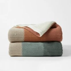 Morgan & Finch Shelford Throw - Sage