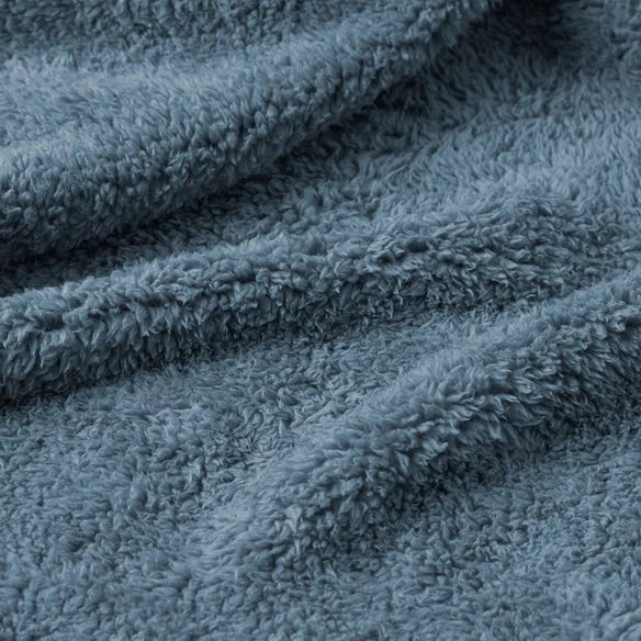 Morgan & Finch Super Soft Throw - Tourmaline 4 Morgan & Finch Super Soft Throw - Tourmaline - Image 2