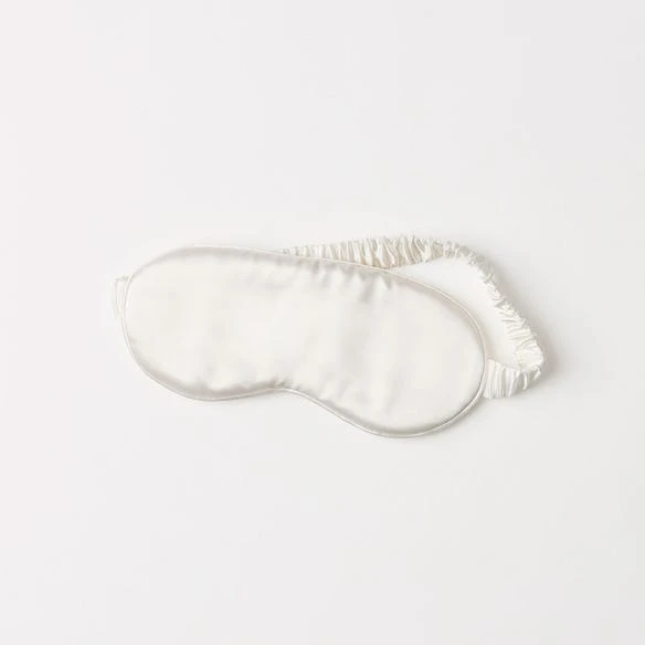 Morgan & Finch Silk Eye Mask - Ivory 3 Morgan & Finch Silk Eye Mask - Ivory