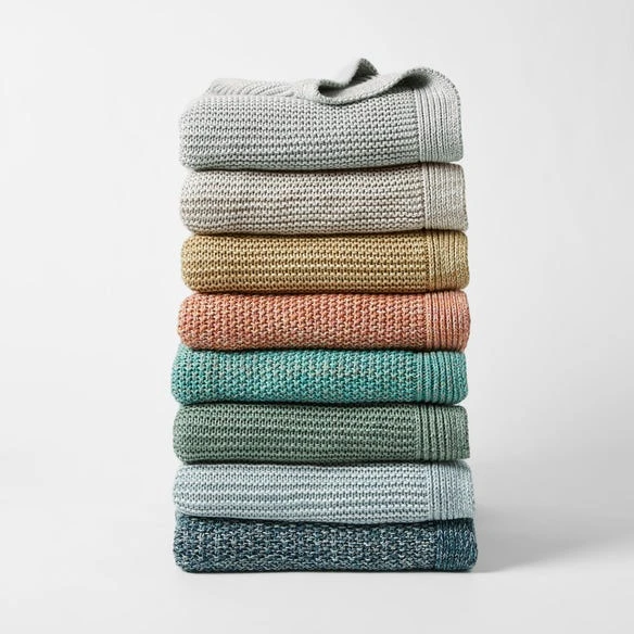 Morgan & Finch Moss Throw - Mist 6 Morgan & Finch Moss Throw - Mist - Image 4